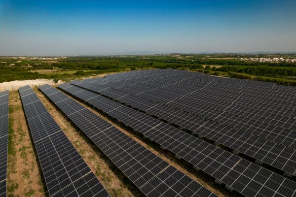 agglomeration herault mediterranee inauguration centre solaire photovoltaique energie transition saint thibery total energies renouvelables