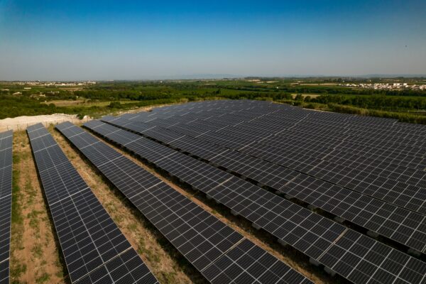 agglomeration herault mediterranee inauguration centre solaire photovoltaique energie transition saint thibery total energies renouvelables