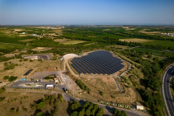 agglomeration herault mediterranee inauguration centre solaire photovoltaique energie transition saint thibery total energies renouvelables