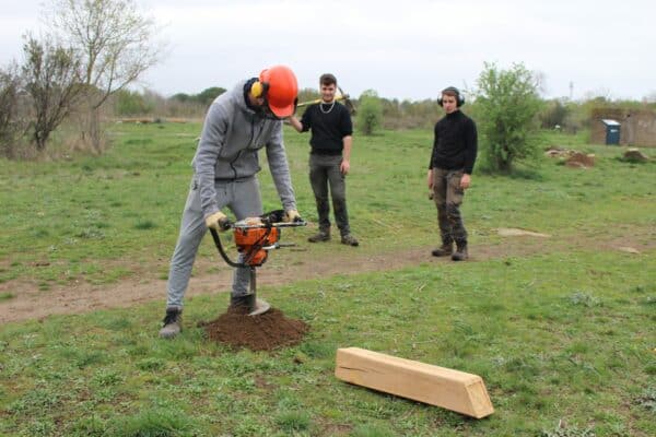 Agglo Hérault Méditerranée chantier nature pédagogique lycée condamine Pézenas biodiversité travaux partenariat