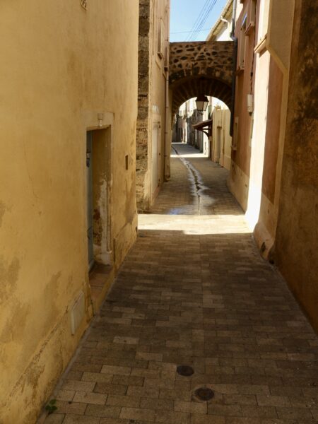 agglo hérault méditerranée visite guidée coeur de village ville lézignan la cebe